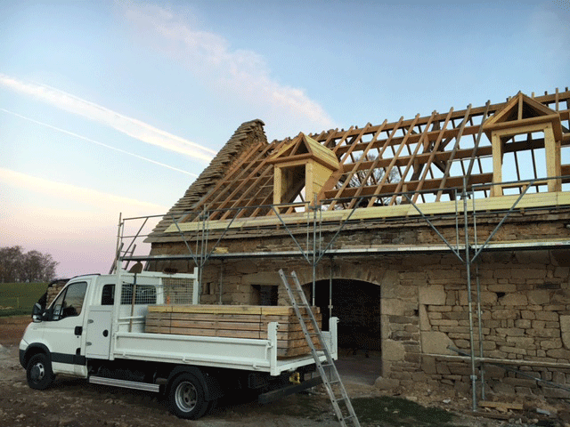 RESTAURATION DES CENTRES BOURGS AVEC DU BOIS LOCAL