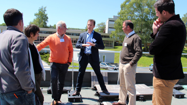 Les différentes toitures terrasses sur support bois de BOIS PE ont été commentées par les partenaires industriels. Un vrai plus pour les participants à cette rencontre. Les différentes toitures terrasses sur support bois de BOIS PE ont été commentées par les partenaires industriels. Un vrai plus pour les participants à cette rencontre.