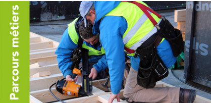 Les stagiaires de Bois PE reçoivent un détecteur de montants Les stagiaires de Bois PE reçoivent un détecteur de montants