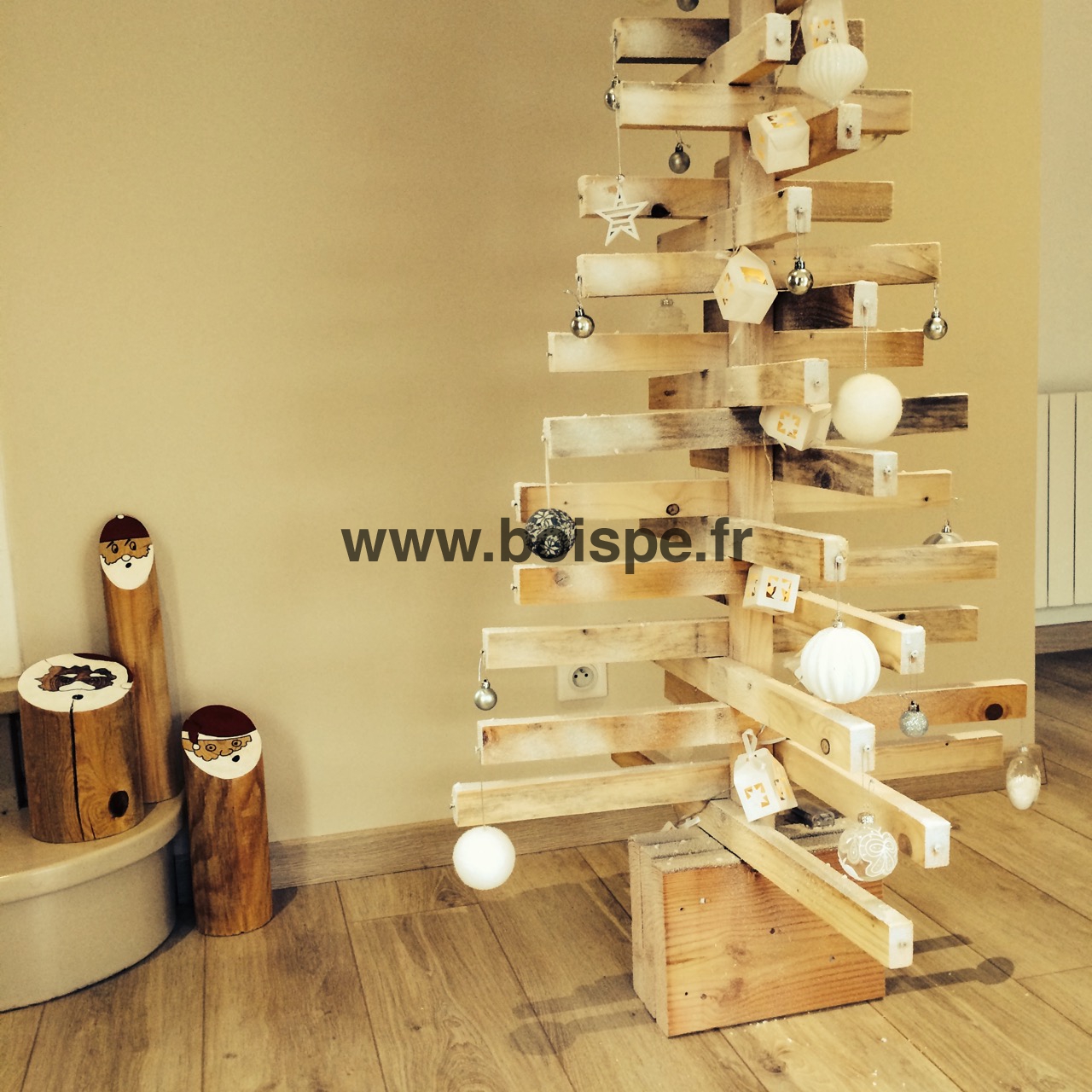 Sapin-noel-BOIS-PE4