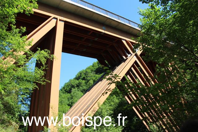 pont-de-merle-en-bois08
